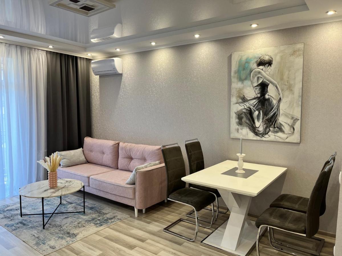 Апартаменти В Arena Apart Polyana  Eksteriør billede